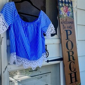 Ambiance Womens Top Sz L Lace Trim Blue White Pre-Loved